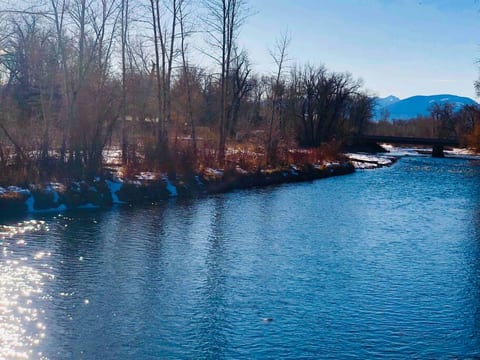 Haven on the Gallatin River w/ Hot Tub