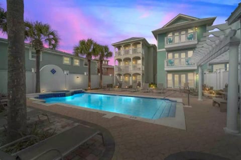 Gorgeous 4 BR House Across From Beach w/ Pool!