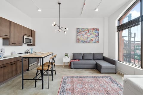 Ballpark Luxury Loft | Steps from Arch