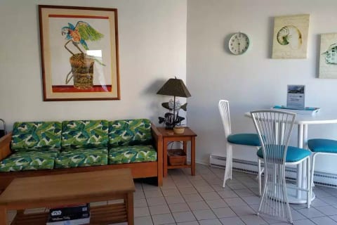 Rehoboth Beach Condo w/ Ocean views!
