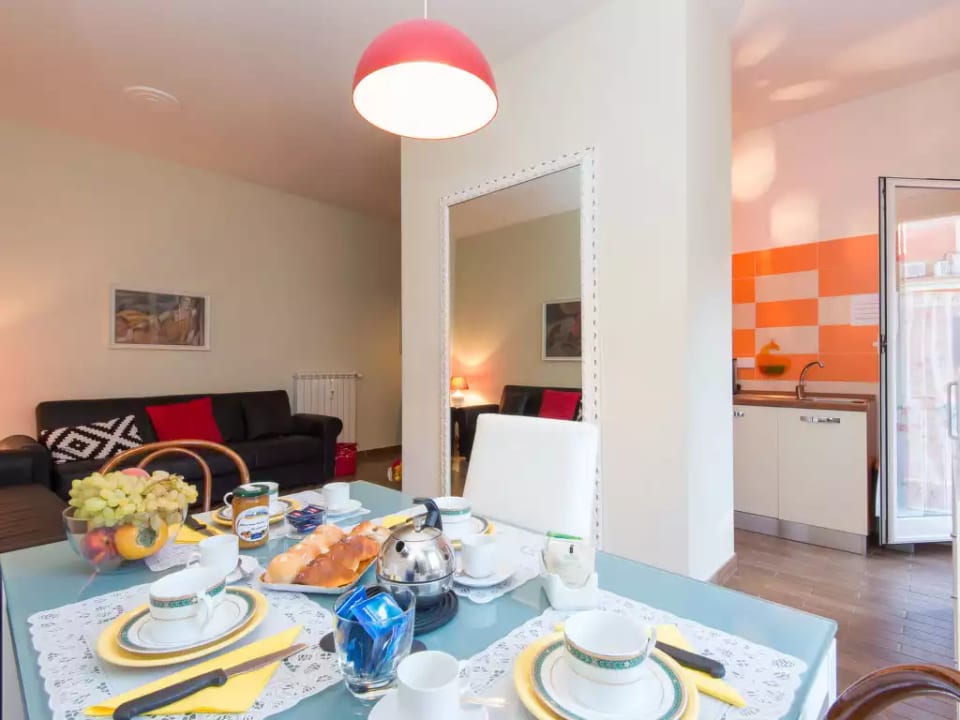 Reginas Haus - St Peter - Rome