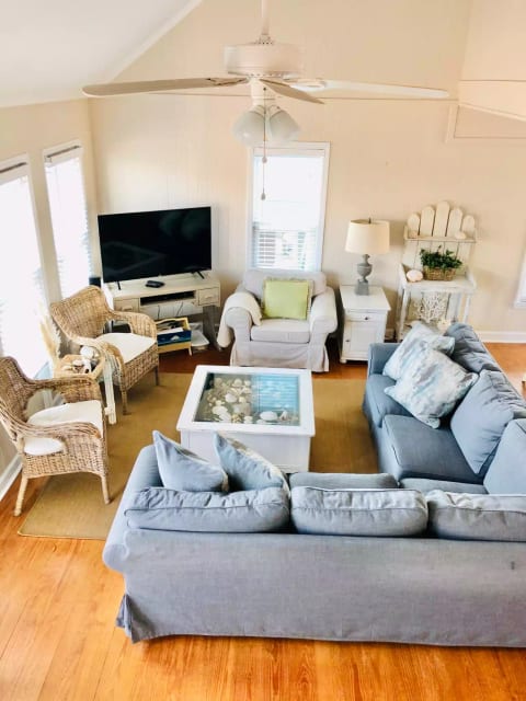 Open floor plan with two story living room and lots of natural light!