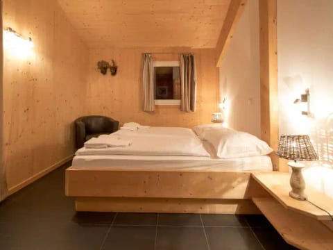 #34 mit IR-Sauna und Sprudelbad innen