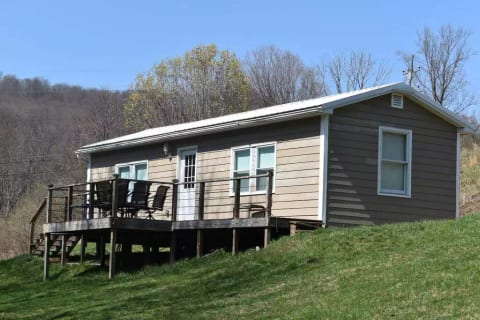 Roundhill Bunkhouse @ Raystown Lake