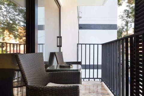 One Bedroom Balcony AC Hot tub Security Foam Bed