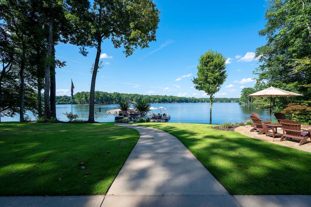 Lake Forest Lodge - Lake Oconee