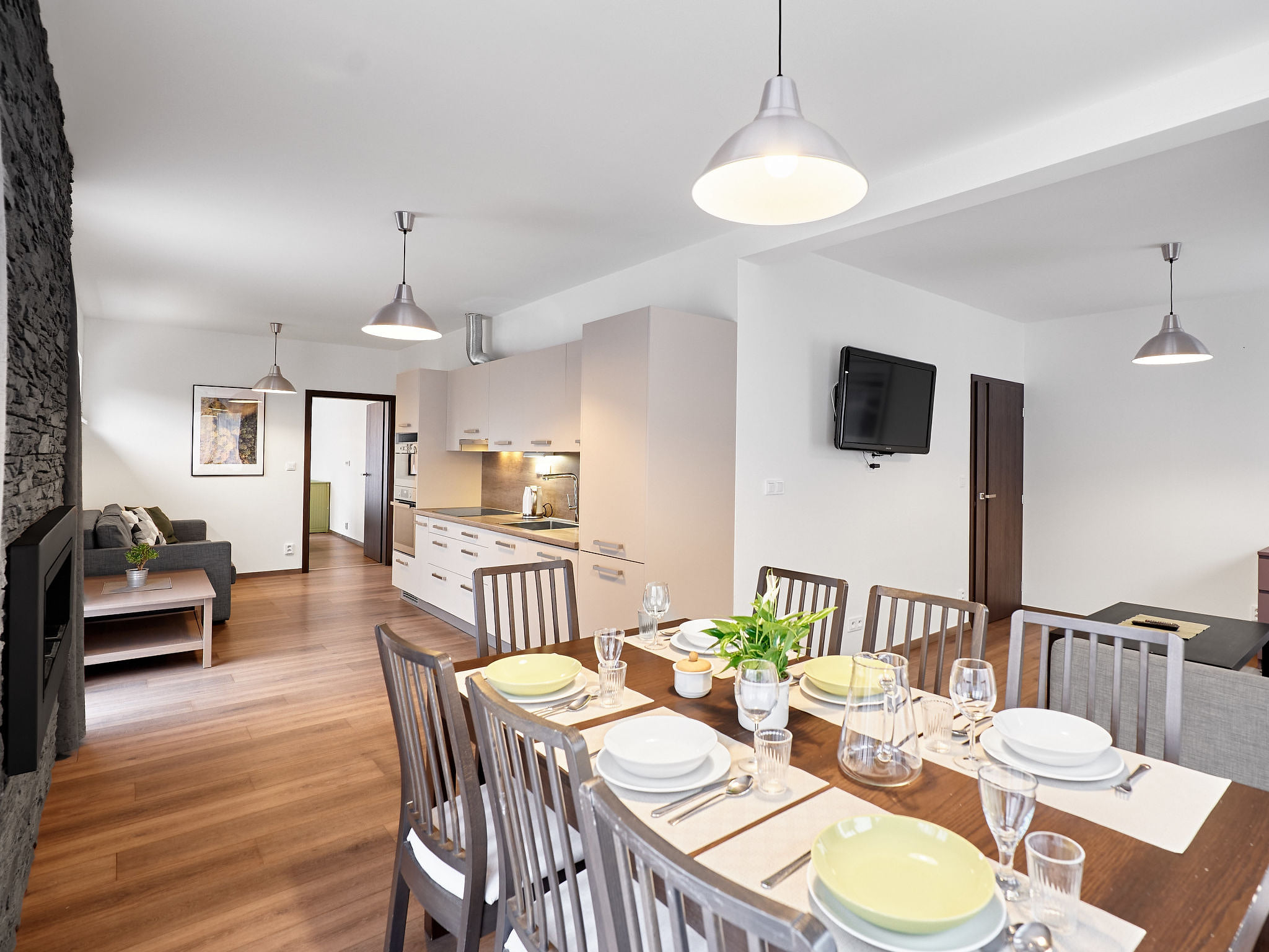 Kitchen / Dining Room
