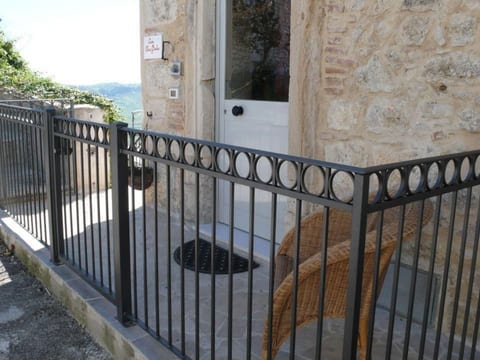 'Elvira Basilico' mit Terrasse