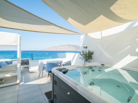 Neue Villa Moments am Meer mit Whirlpool, 50 m z