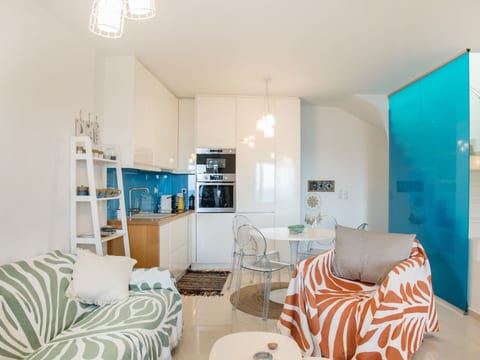 Neue Villa Moments am Meer mit Whirlpool, 50 m z