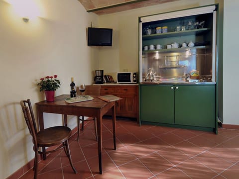Studio 2 px