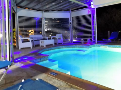 "Villa Rodon" mit privatem Pool
