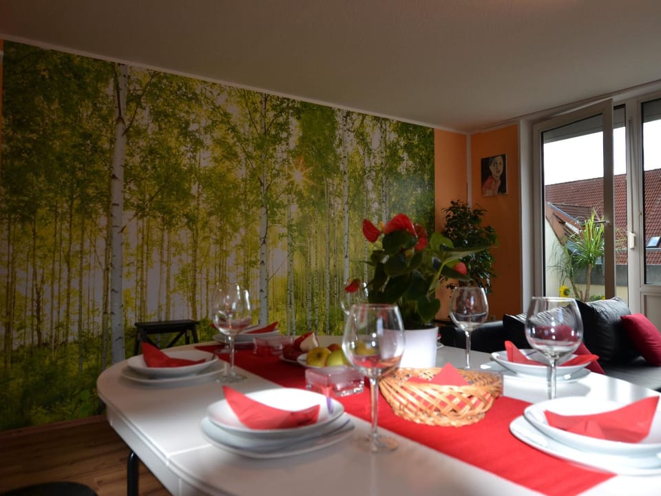 Großzügige Ferienwohnung mit Terrasse - Steinhöfel