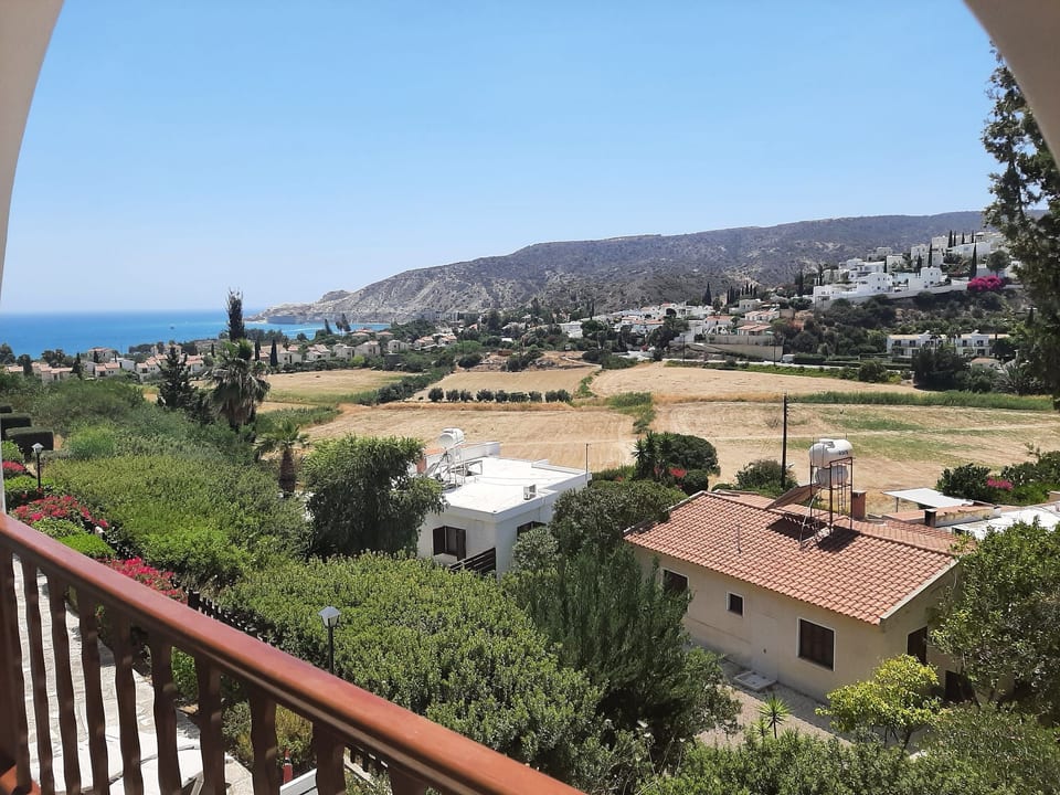 Skeleas7 - Paphos