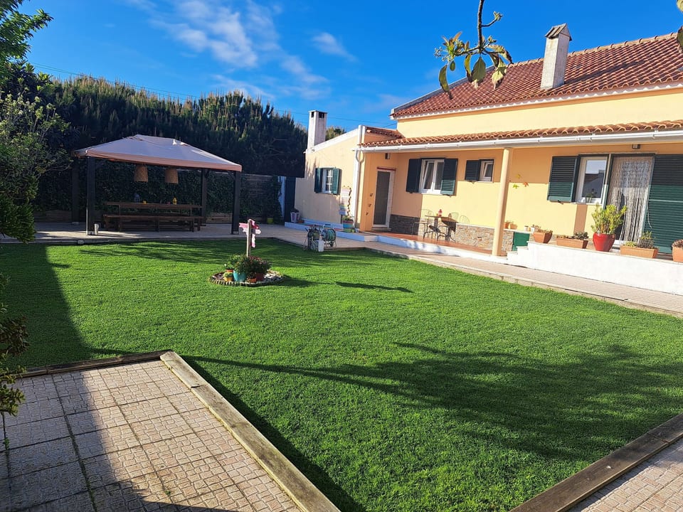 Casa da Monservia - Colares