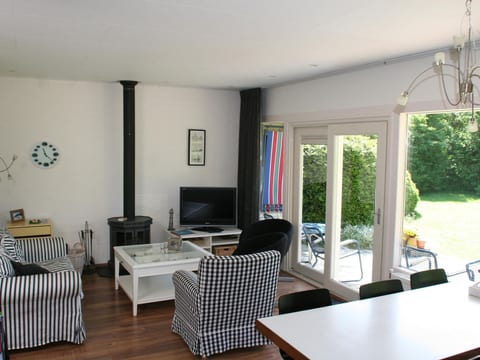 in Den Burg mit Möblierter Terrasse
