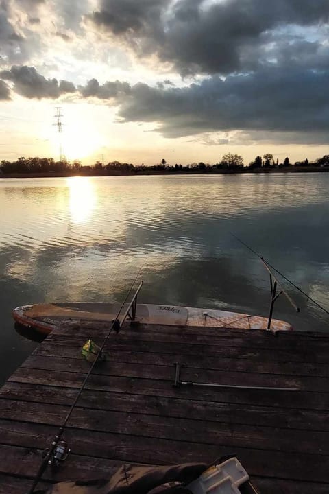 Majoshaza 20 min von Budapest direkt an der Donau