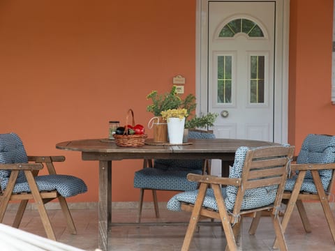 Schönes Landhaus mit 3 Schlafzimmern in der Nähe von Nafplio.