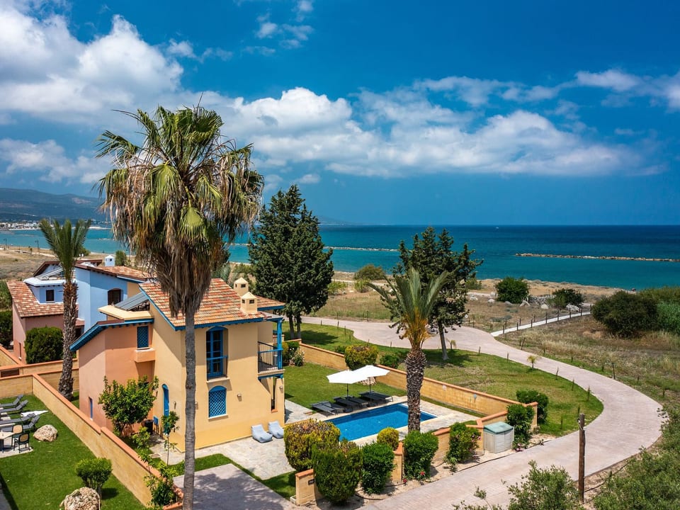 Beach Front 3-Schlafzimmer-Villa - 1. Linie vom Strand - Poli Crysochous
