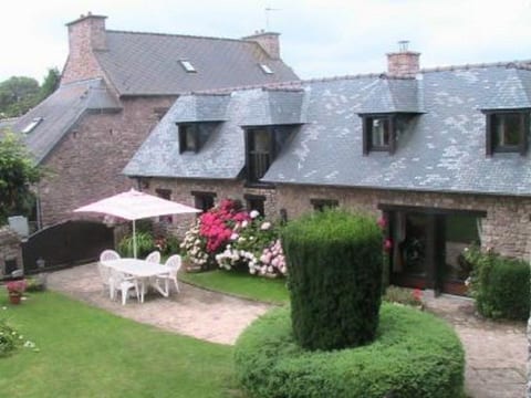 Gîte de Kerberso in Pléhédel