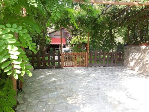 Landgut mit Garten, Grill und Terrasse