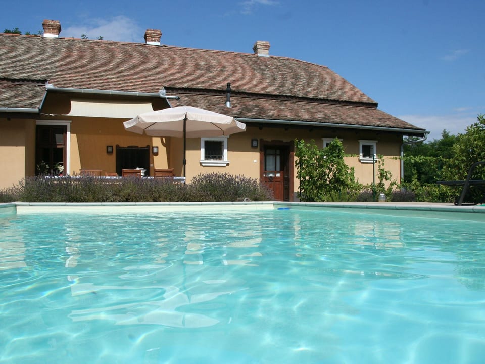 Hütte mit Garten, Grill und Terrasse - Tiszaszentimre