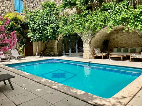 Haus mit Charakter in der Nähe von Uzès und den Cevennen