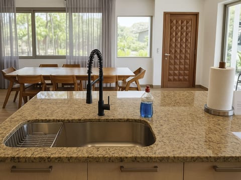 Wohnung "Beach frontage Apt."