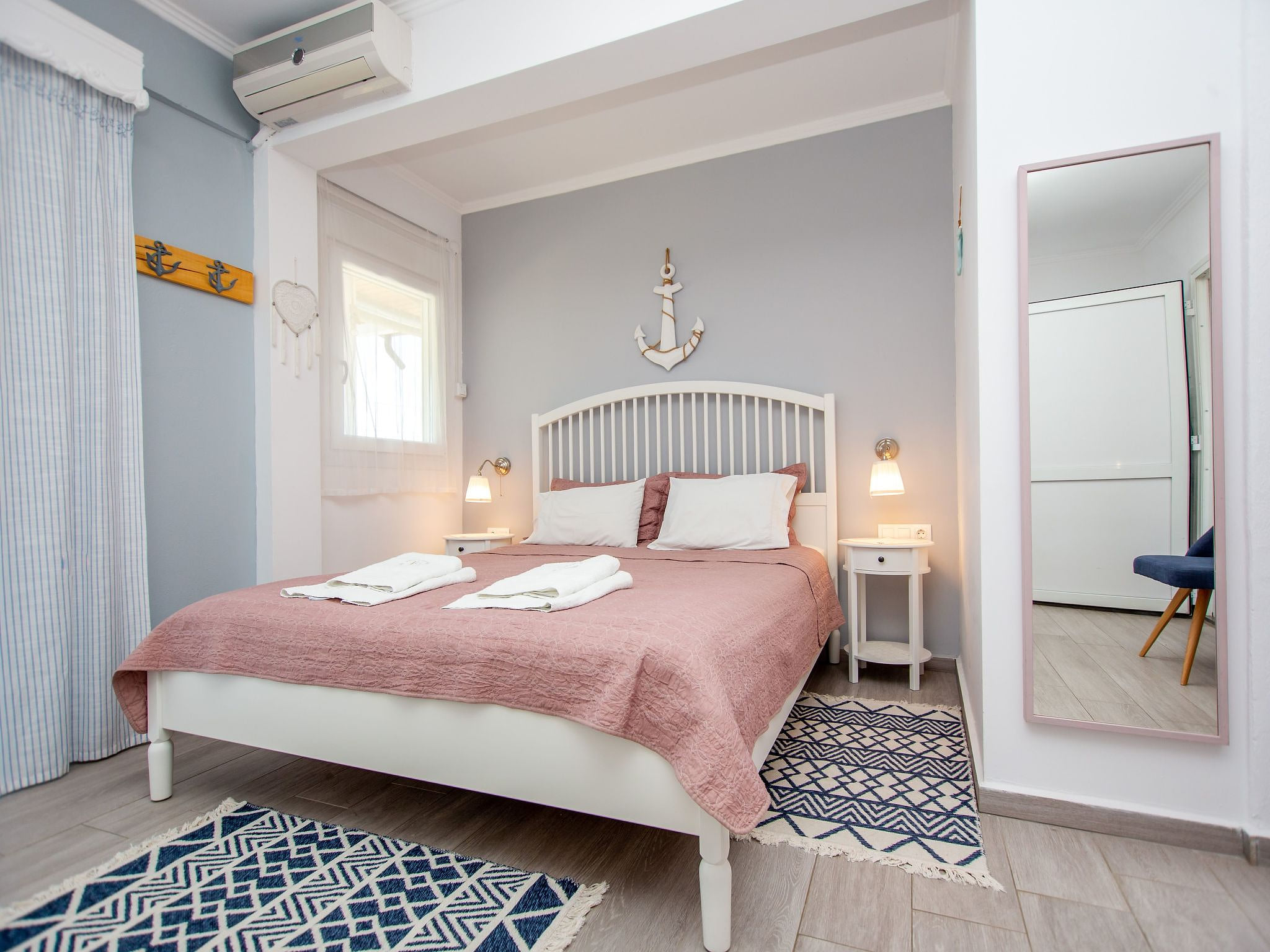 Studio-Appartement mit Balkon