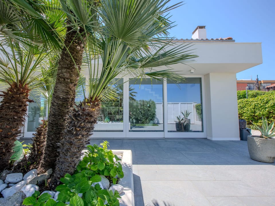 Elegante Villa am Strand, Jacuzzi und Garten - Senigallia