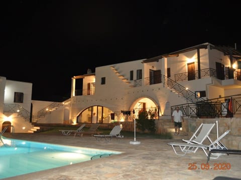 mit Privatpool für 12 Personen in Agia Galini, Kreta