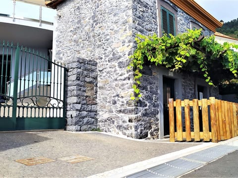 Casa Lugar da Ribeira mit Dachterrasse