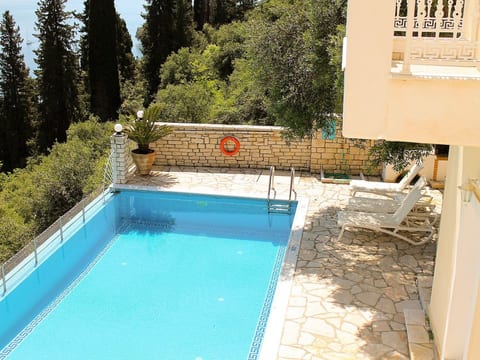 Wunderschöne Villa mit Panoramablick auf das Meer