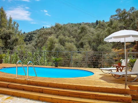 Villa Amfiliki in der Nähe der Agni-Bucht mit privatem Pool