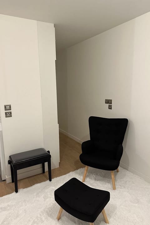 Wohnung "Paris 17" mit Balkon