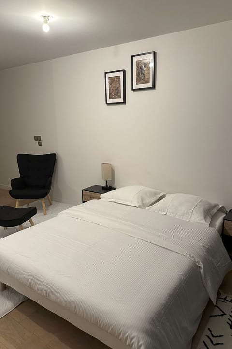Wohnung "Paris 17" mit Balkon