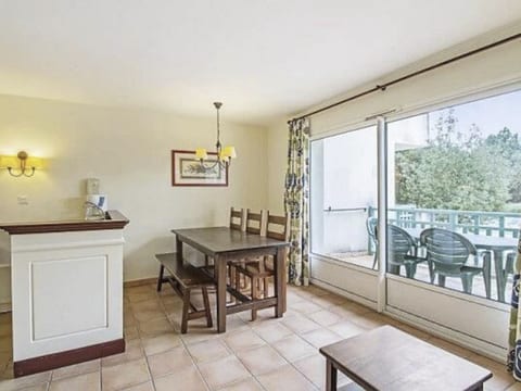 Schönes Appartment in ruhiger Lage in einer baumbestandenen Residenz mit beheiz