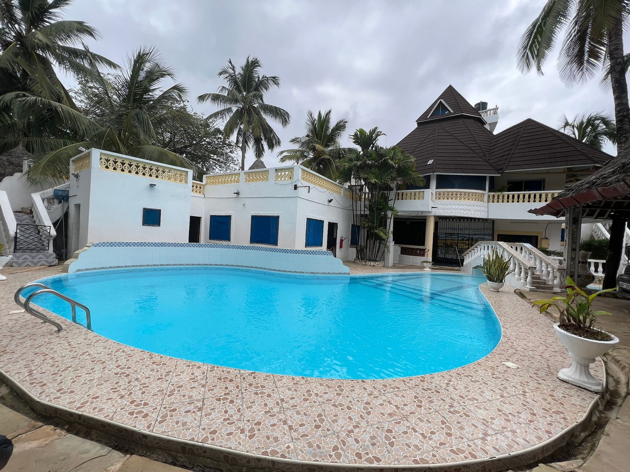 Schmerzhafte Villen in Diani