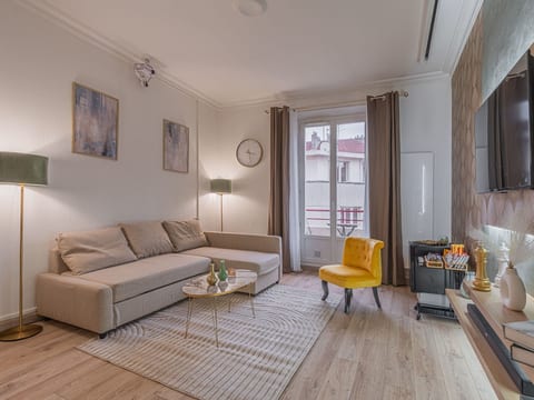 ferienwohnung "Luxury Cinéphile"