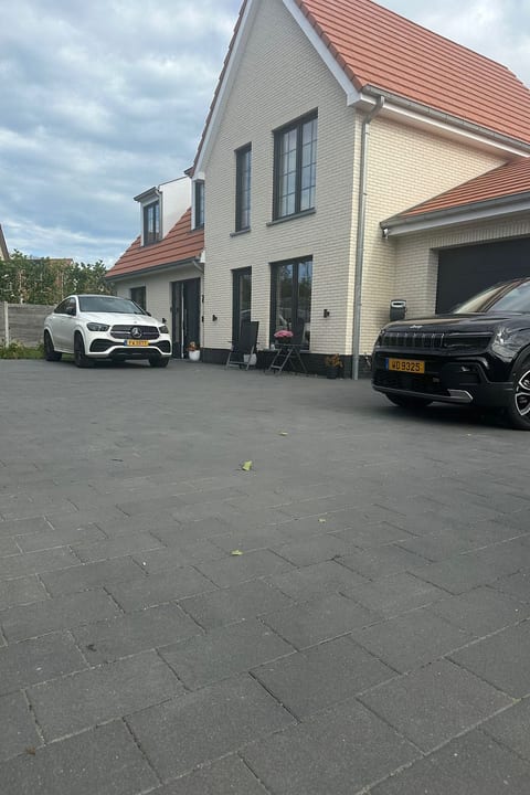 Kleines neues sauberes Appartement