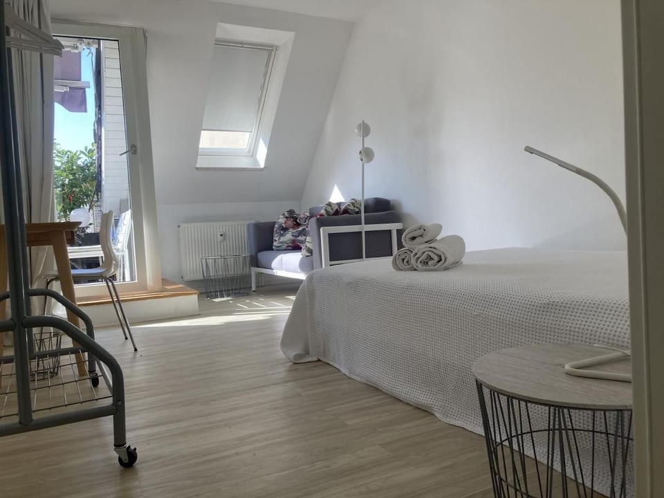 Modernes helles Zimmer im Loft am See - Berlin