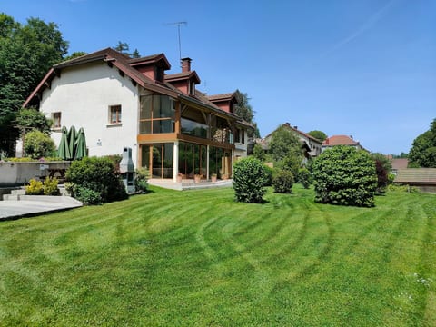 Lys Montagnes du Jura avec Spa et Sauna
