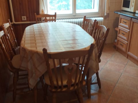 Bequem eingerichtetes Familienhaus für 8 Personen