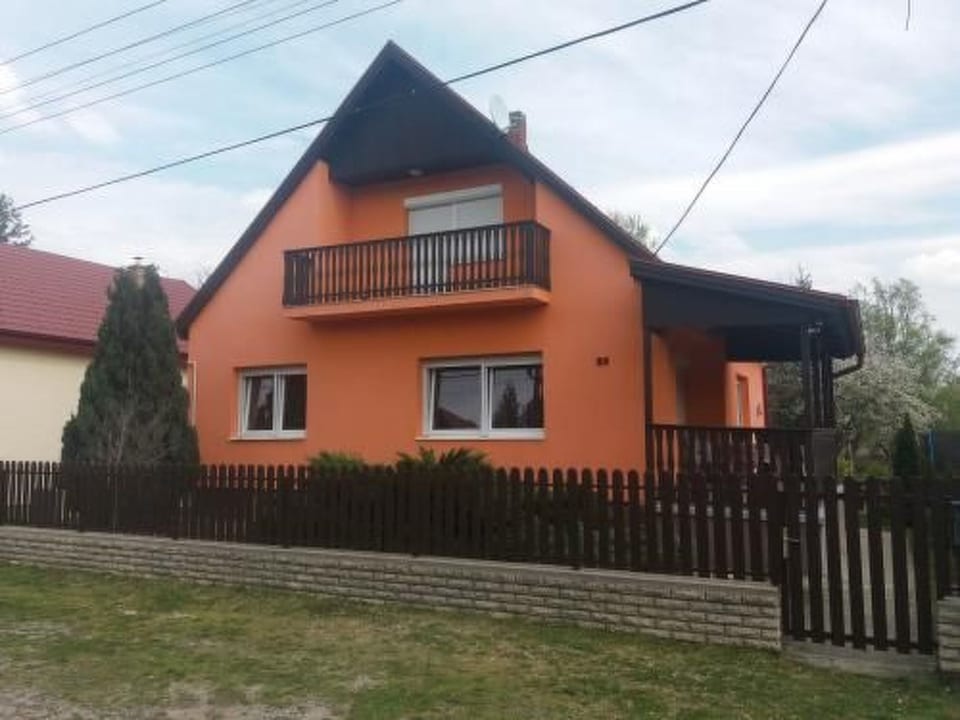 avec terrasse, jardin et barbecue - Fonyód