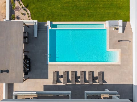 Ferienvilla Azalea mit Schwimmbad