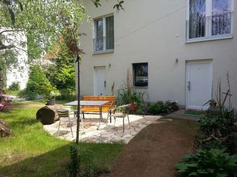 Moderne Maisonette-Wohnung mit Terrasse