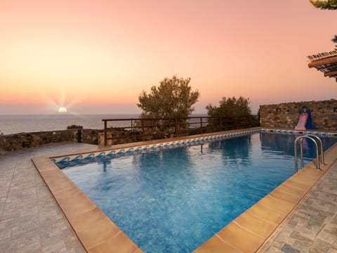Traditionelle Villa mit Pool und Meerblick Elafonissi