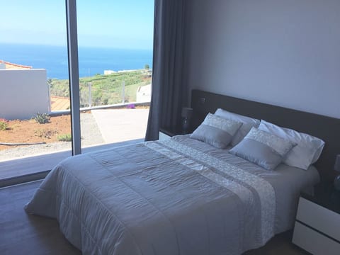 "Villa Pinheira II"