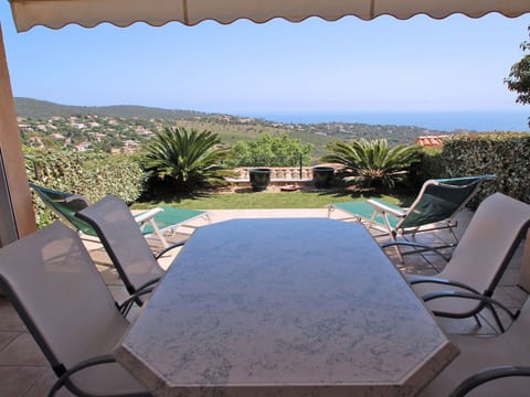 Mazet 4 pers - Blick aufs Meer - Schwimmbad - WiFi - Klima