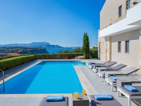 Luxusvilla in Almyrida mit wunderschönem Blick